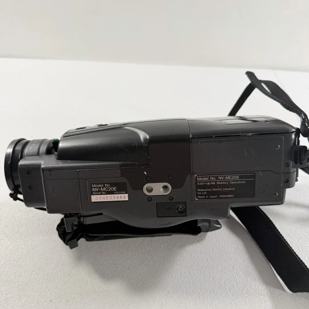 Panasonic MC20 NV-MC20E VHS-C‎ Movie Camera Video Camcorder POWERS ON AS IS READ